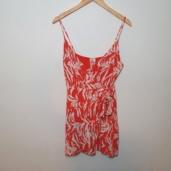 Sadie & Sage En Fuego Electric Coral Wrap Dress Size S - Picture 4 of 9